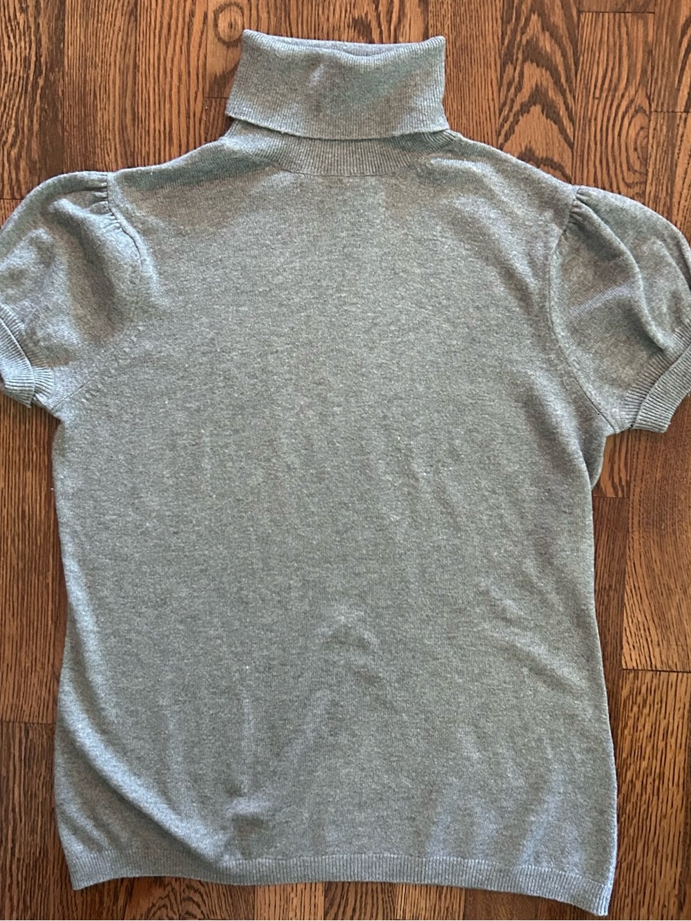 Banana Republic Women’s Short Sleeve Turtleneck Sweater - Light Gray